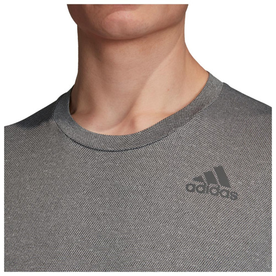 Adidas Ανδρική κοντομάνικη μπλούζα Adidas Ανδρική κοντομάνικη μπλούζα